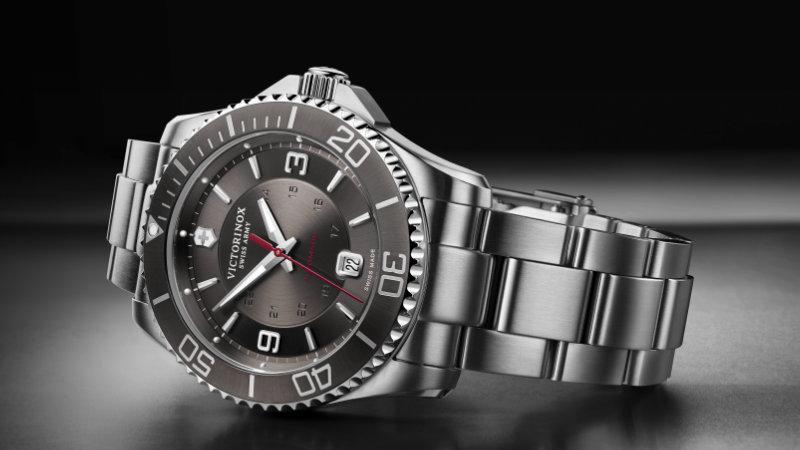 Victorinox Swiss Army Maverick